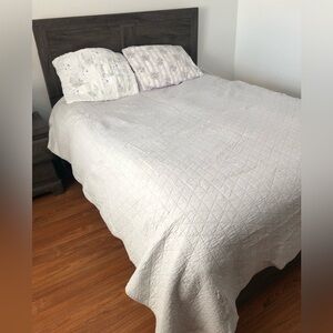 3 piece Cottage-core Cotton Queen Quilt set